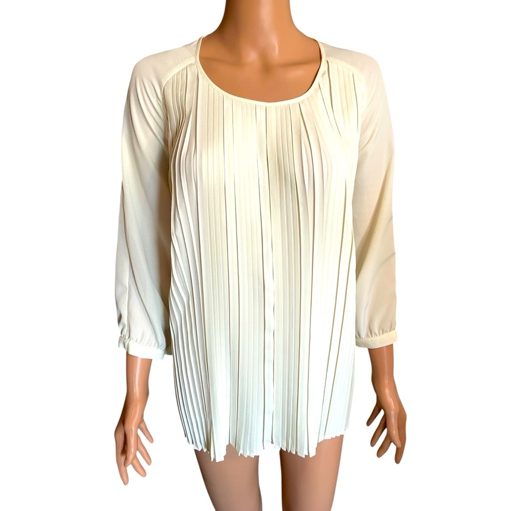 J. Peterman Cream Pleated Blouse
